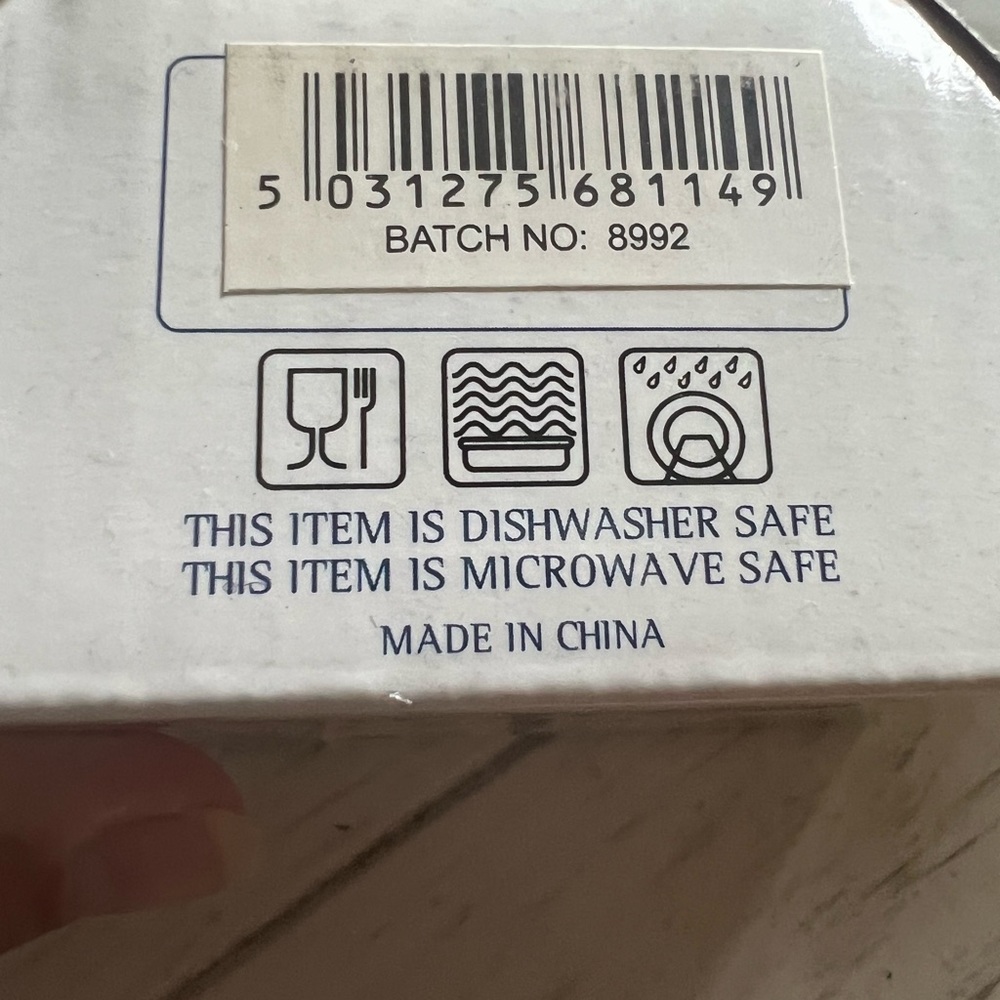 New Best of British Bone China Mug - Picture 5 of 6